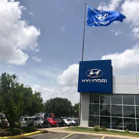 Southpoint hyundai - South Point Hyundai is located at: 4610 S IH 35 • Austin, TX 78745. Go. LEGAL. Complimentary maintenance includes Hyundai approved oil and oil filter change (except for electric vehicles and fuel cell electric vehicles) plus tire rotation at normal factory scheduled maintenance intervals for 3 years or 36,000 miles, whichever comes first ...